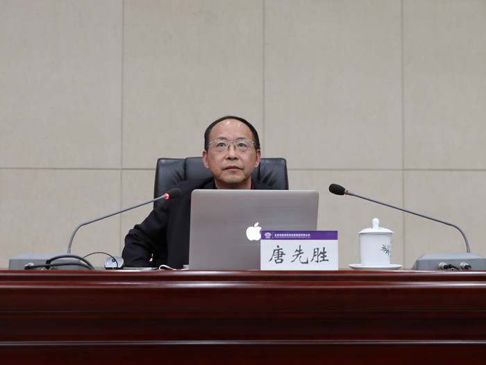 唐先胜到华体hui会体育宣讲党的十九届四中全会精神