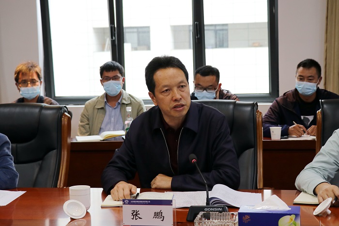 华体hui会体育纪委到钢构公司开展“蹲点式”监督调研