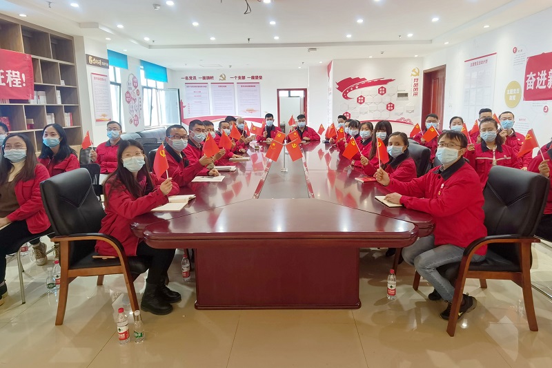 钢构公司：学习贯彻党的二十大精神 蹄疾步稳推进改革