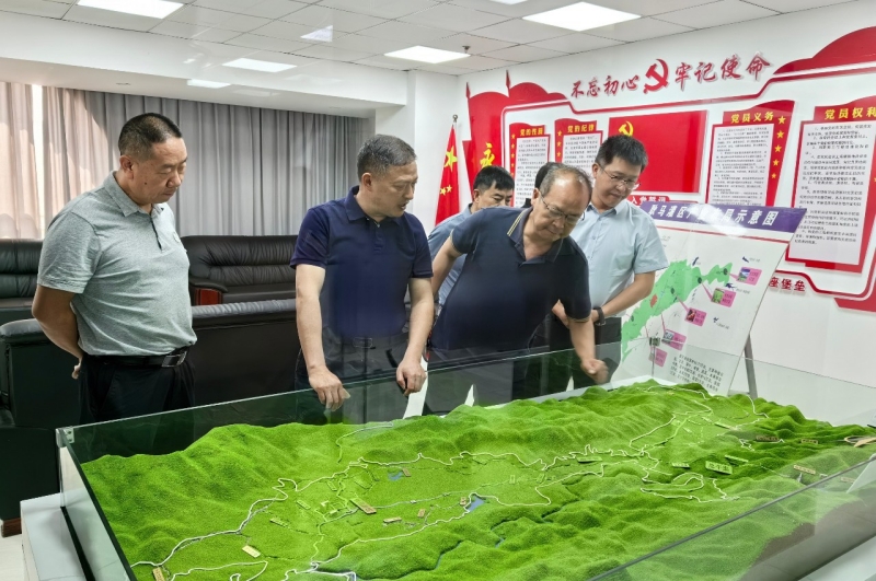 王永强调研华体hui会体育临沧片区 带班检查安全生产工作