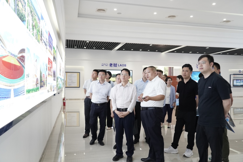 全国工商联代表团调研赛色塔综合开发区