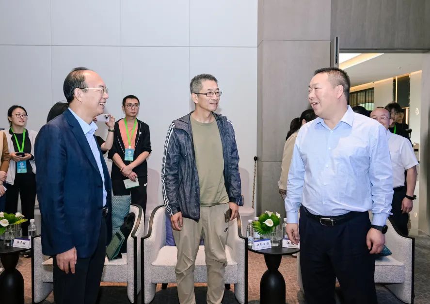 解码新质生产力 打卡国企新坐标丨媒体记者及网络大V走进云南建投东风韵