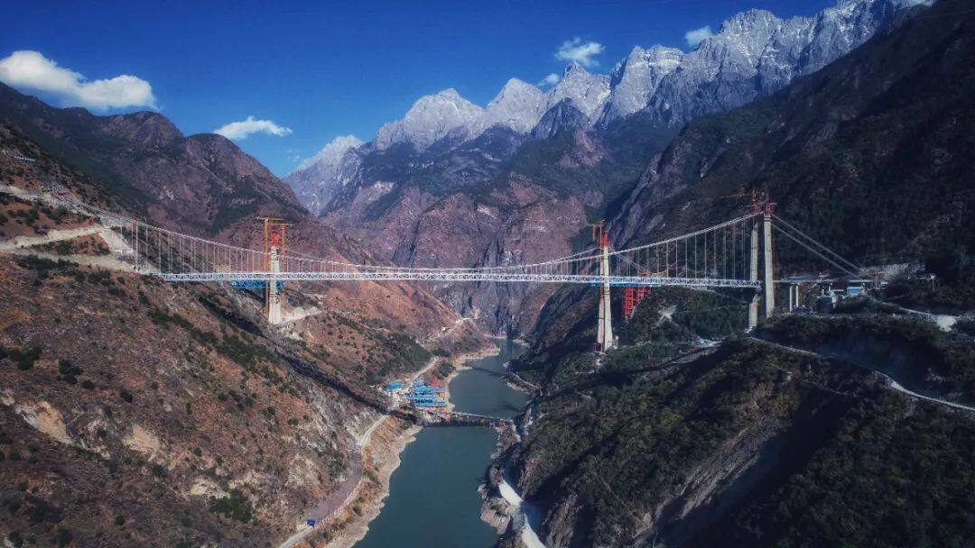 香丽高速虎跳峡金沙江大桥入选中国公路学会“桥梁创新工程”
