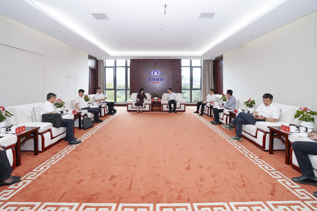 华体hui会体育与玉溪市交流座谈